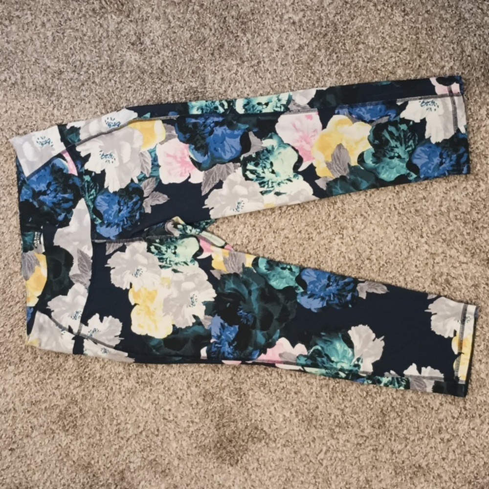Old Navy leggings Capri